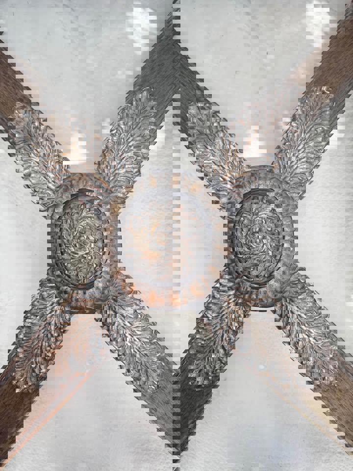 Large luxury vintage square coffee table 120x120x60cm with thick glass top