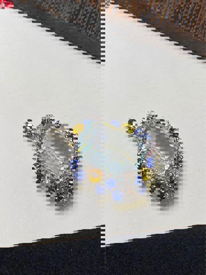 18k gold 12.15ct aquamarine with diamonds and sapphire pendant with certificate