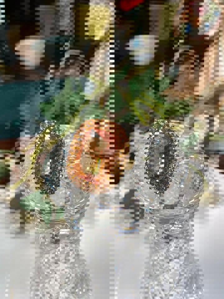 ChromaLuxe Radiance Set ring and necklace set changing 6 colours