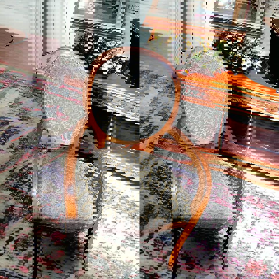 Large vintage armchairs 57.5w x 55d x 100h cm very strong and solid