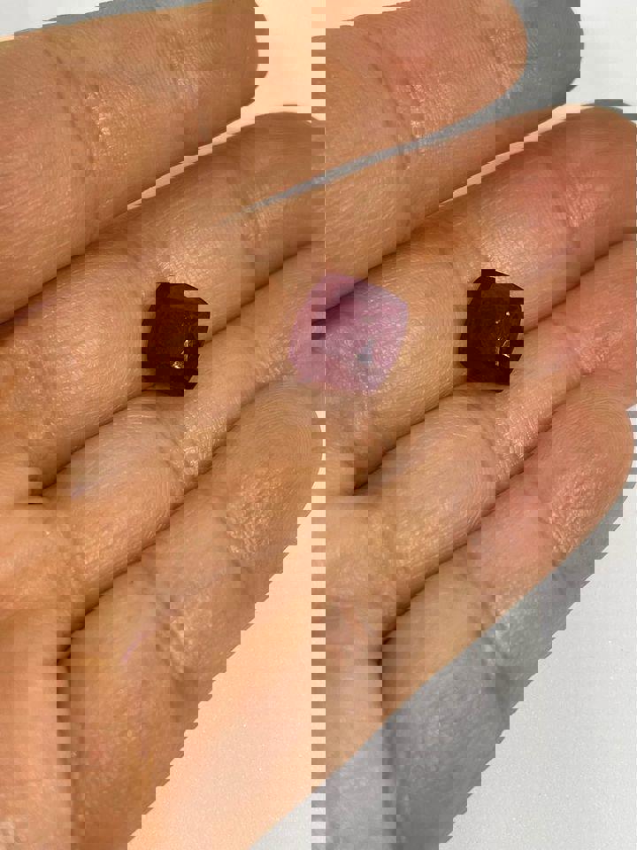 5.5ct natural Burma ruby with certificate in Melbourne pigeon blood no crack