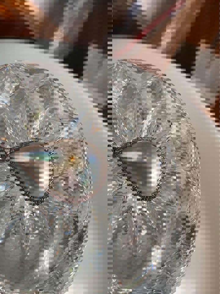 Fine Jewelry Solid 18K Gold tear drop Sea Water Mabe Pearls Pendants certificate