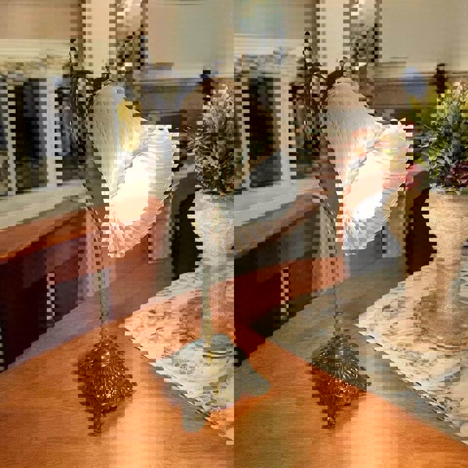 Antiques Lamp pure brass nice glass cover