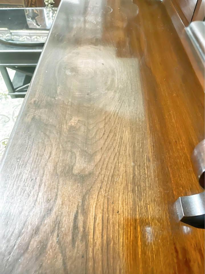 Antique Mahogany Sideboard Buffet hand carved excellent condition 110L x 45W x 115H cm