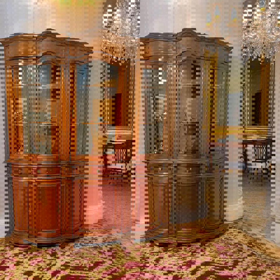 Perfect condition wall unit mahogany buffet sideboard vintage