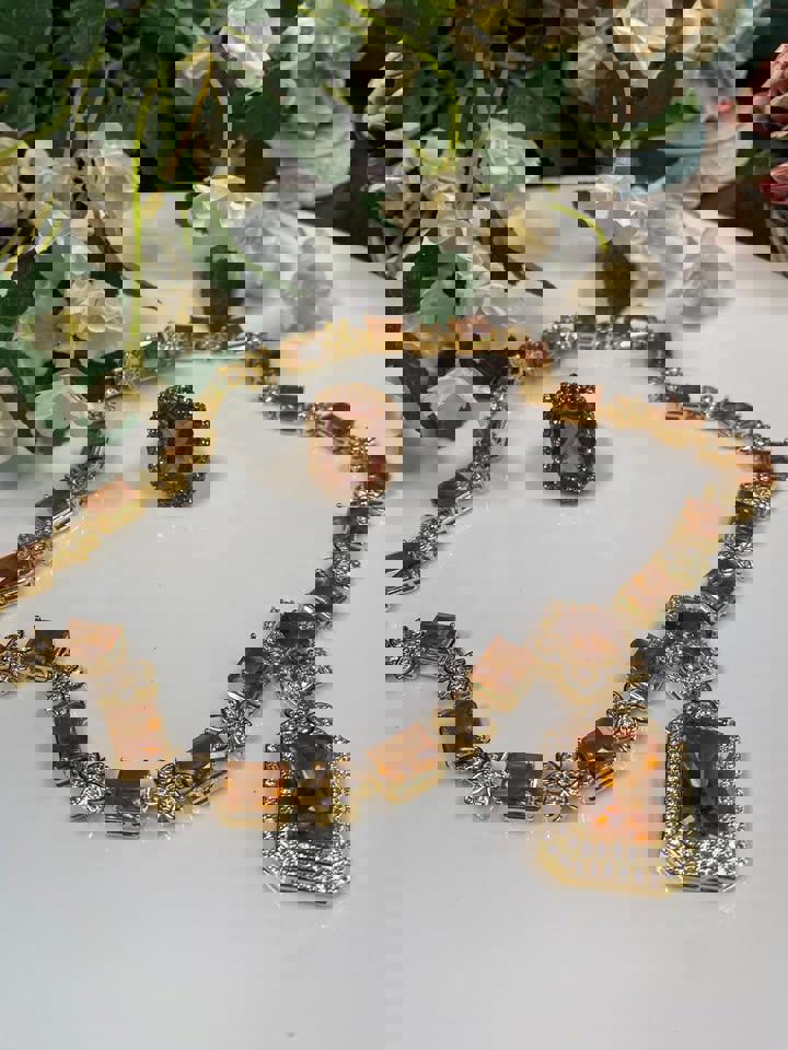 ChromaLuxe Radiance Set ring and necklace set changing 6 colours