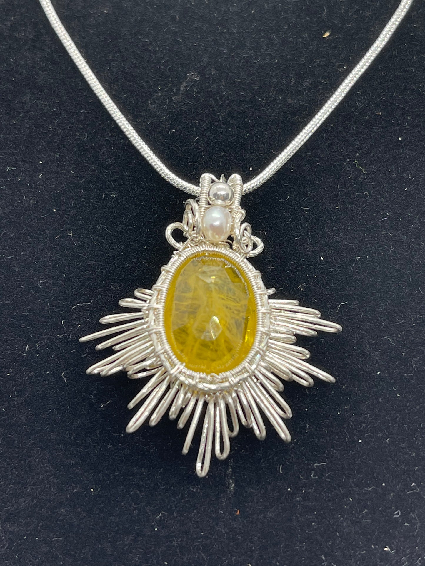 10 ct Natural yellow sapphire pendant, Sterling silver pendant Seed pearls, antique, handmade, Sterling silver, Pendant, Gift