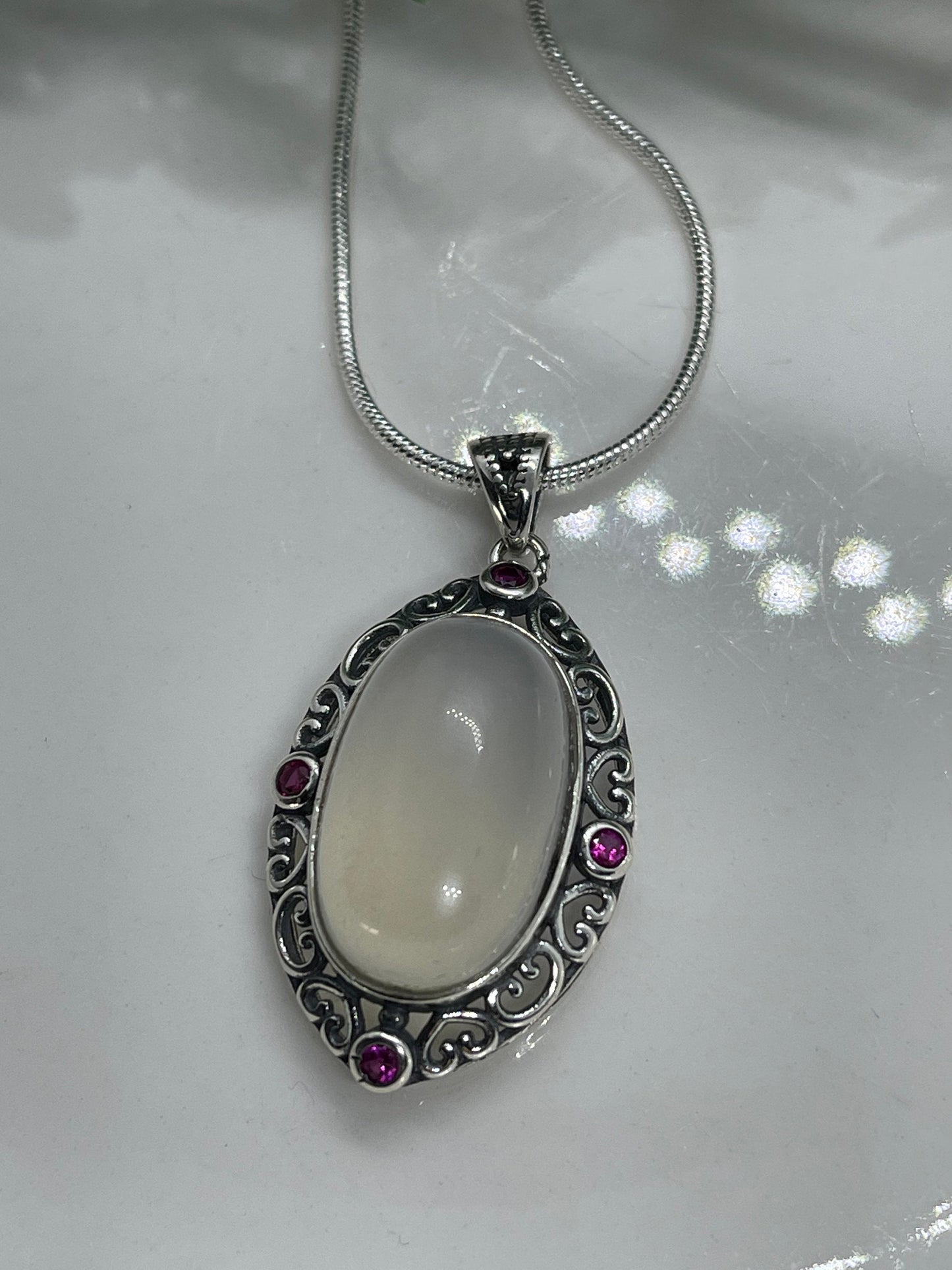 Superb 925 Sterling Silver Moonstone Gemstone Necklace Pendant Chain Gift Boxed- Clear Boho jewellery / Rainbow jewelry / Blue stone