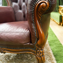Load image into Gallery viewer, Perfect vintage real leather sofa set 7 seats 3 seat +2x single seat+ 2x armchair &amp; coffee table
