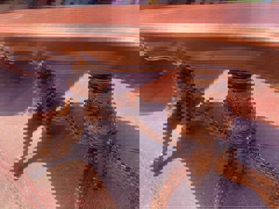 Antique solid timber oval shape dining table 175x 108x76 cm with 6 chairs