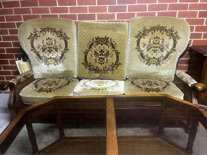 Antique sofa set with matching coffee table excellent condition