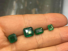 Load image into Gallery viewer, Natural emerald lot
