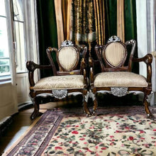 Load image into Gallery viewer, Large vintage luxury 7 seats sofa set lounge suite refurbished new condition
