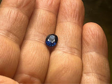 Load image into Gallery viewer, 1.6 ct natural sapphire cornflower blue sapphire Sri Lanka
