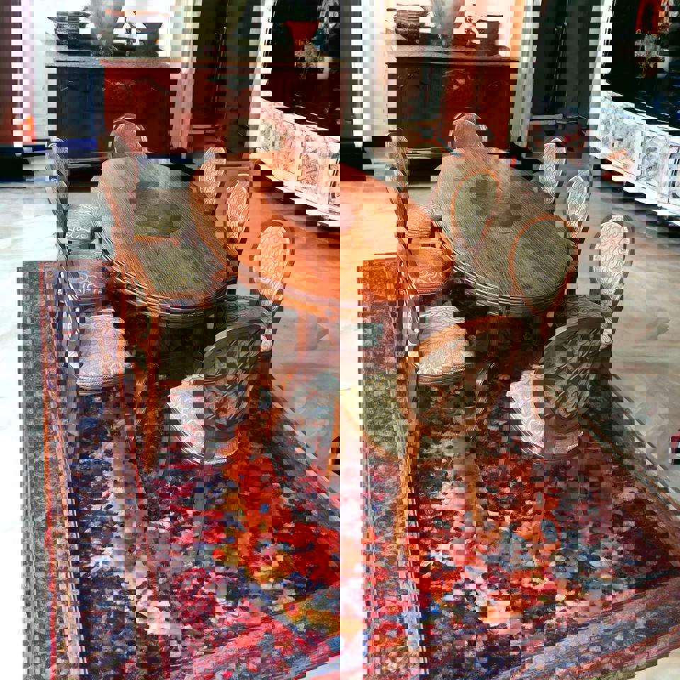 Impressive solid dinner table 2.45mx1.30m with 8 cushion large chairs