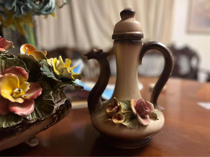 Vintage Capodimonte Flowers Floral vase $150 matching pots $100 each excellent