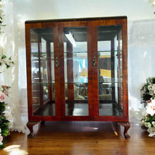 Load image into Gallery viewer, Vintage display glass cabinet crystal display cabinet
