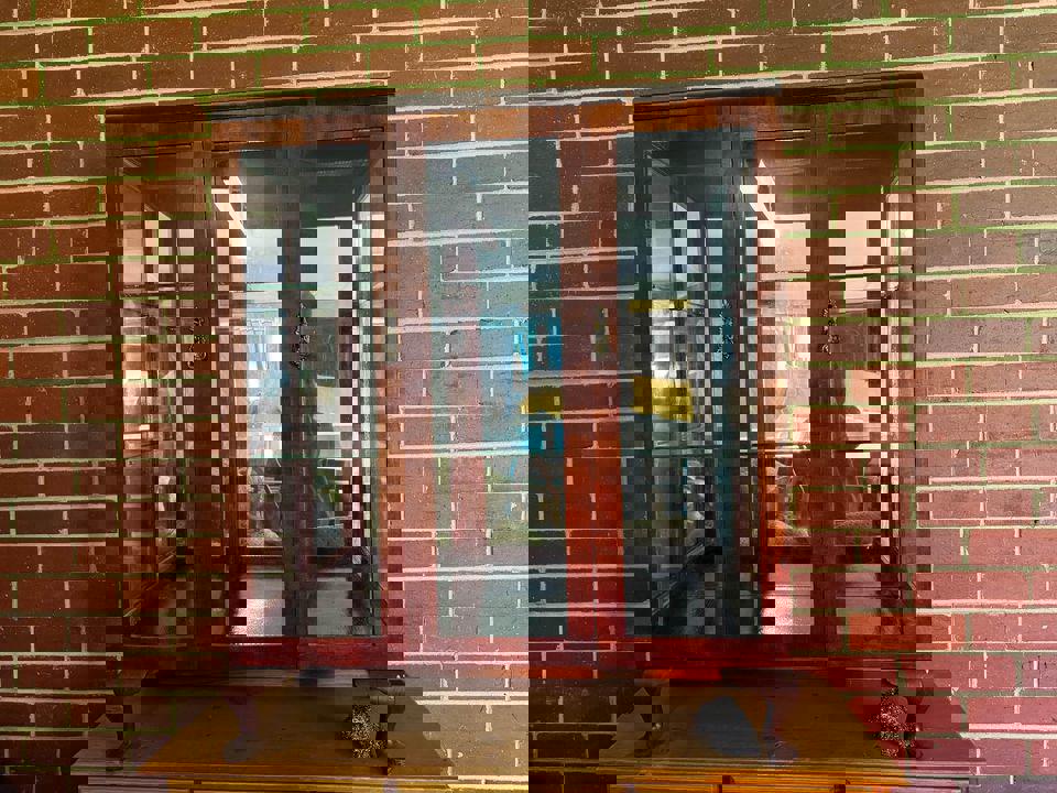 Vintage display glass cabinet crystal display cabinet