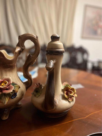 Vintage Capodimonte Flowers Floral vase $150 matching pots $100 each excellent