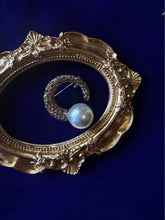 Load image into Gallery viewer, Vintage style natural pearl brooch and earrings rings brand new with box
