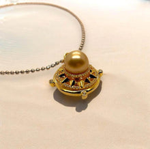 Load image into Gallery viewer, S925 Golden South Sea Pearl Pendant with certificate
