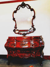 Load image into Gallery viewer, Vintage baroque bedside tables dresser queen bed matching sofas and lamps Italy
