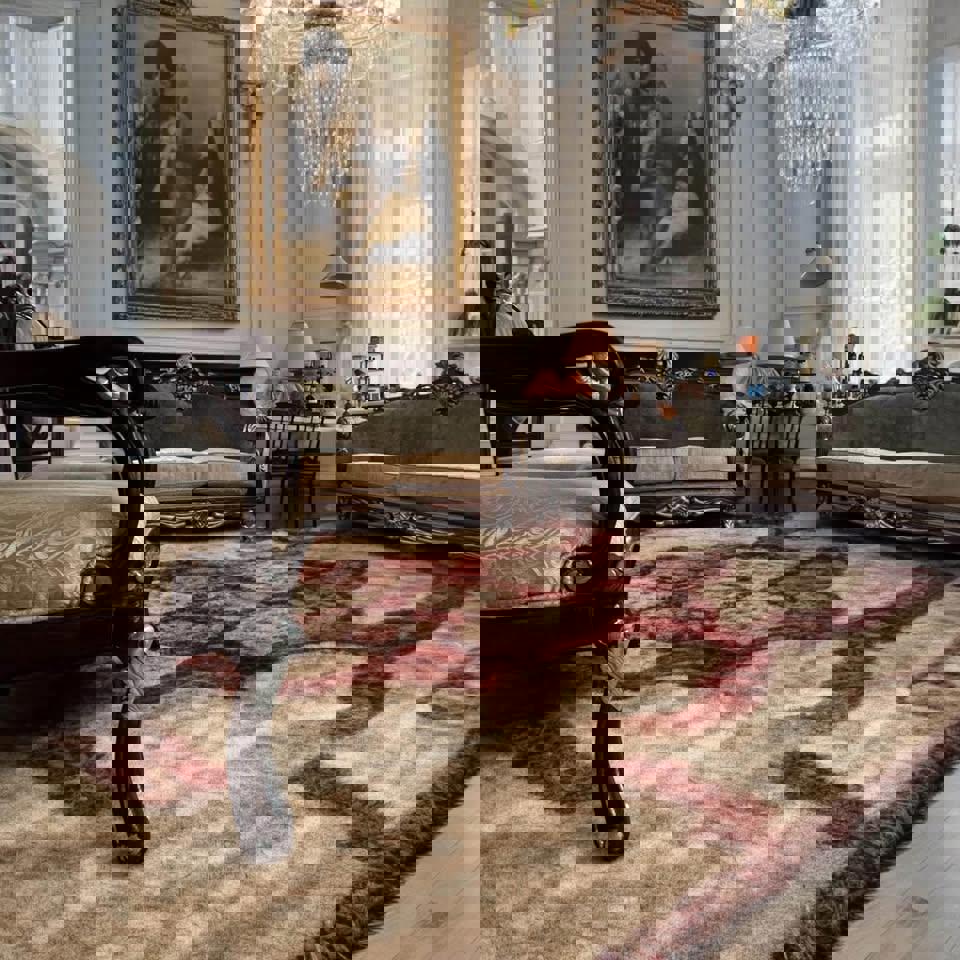 Large vintage luxury 7 seats sofa set lounge suite refurbished new condition