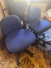Load image into Gallery viewer, Adjustable office chairs $60 each great quality excellent condition

