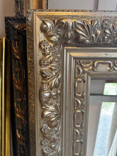 Load image into Gallery viewer, from $80 to $300 Antique gold frames vintage frames for paintings 18 pieces
