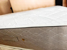 Load image into Gallery viewer, Plush queen mattress queen bed soft mattress no stains no marks
