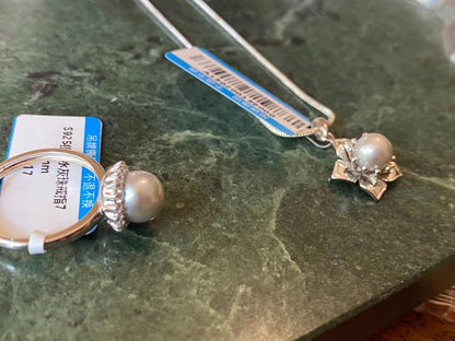 AKOYA natural sea water pearl ring and pendant set in s925 silver