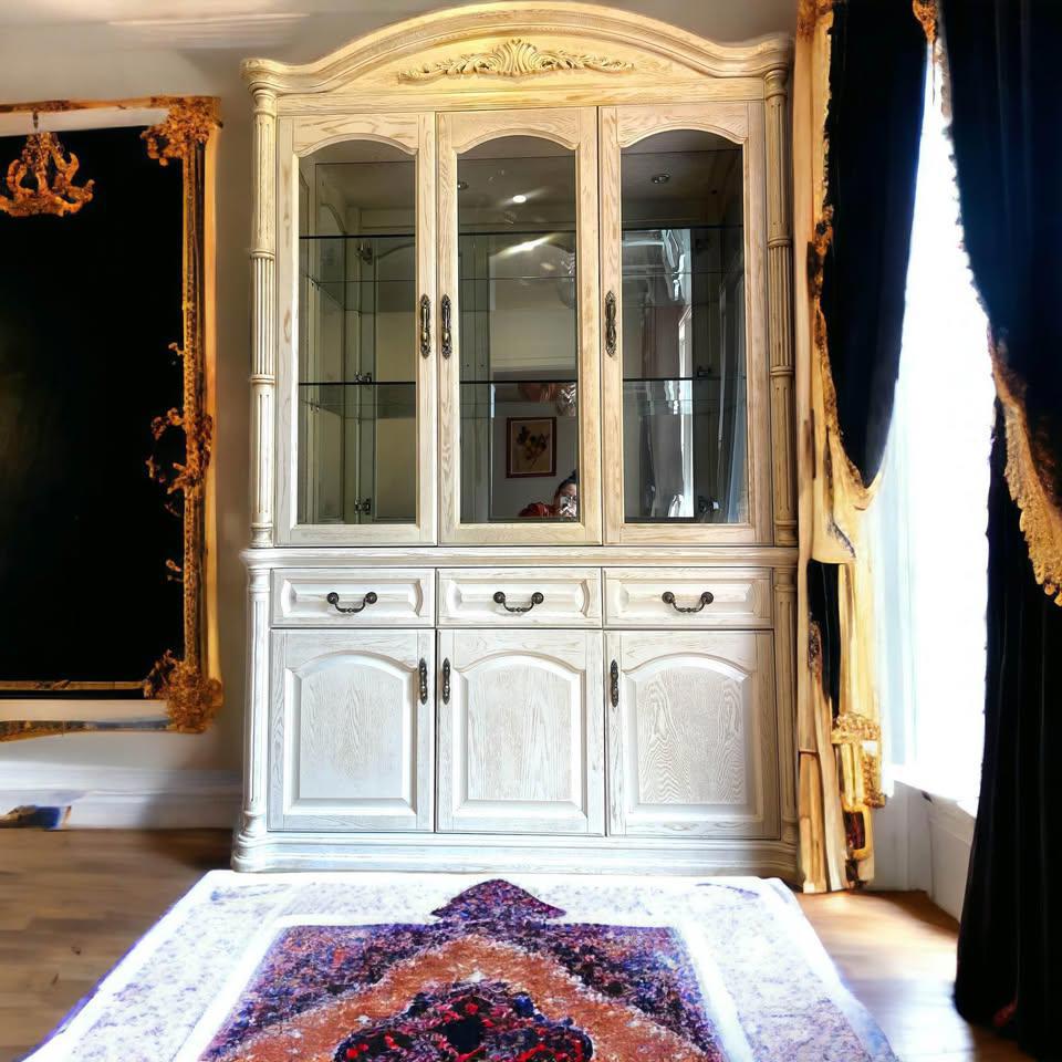 French antique style solid timber buffet ex display furniture new condition (80+140)x148x x45cm