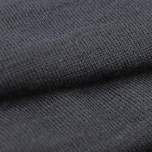 Load image into Gallery viewer, Merino Mid 195 Short Leggings size small only
