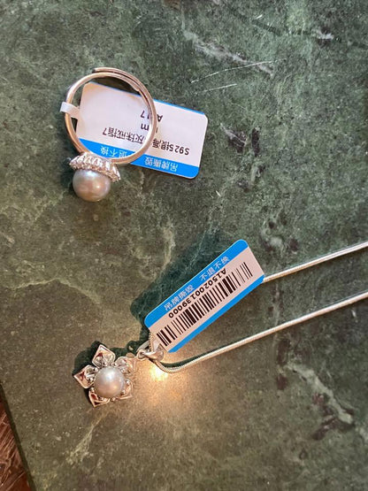 AKOYA natural sea water pearl ring and pendant set in s925 silver