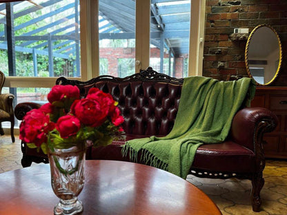 Vintage round coffee table 99x44cm solid timber matching dining table