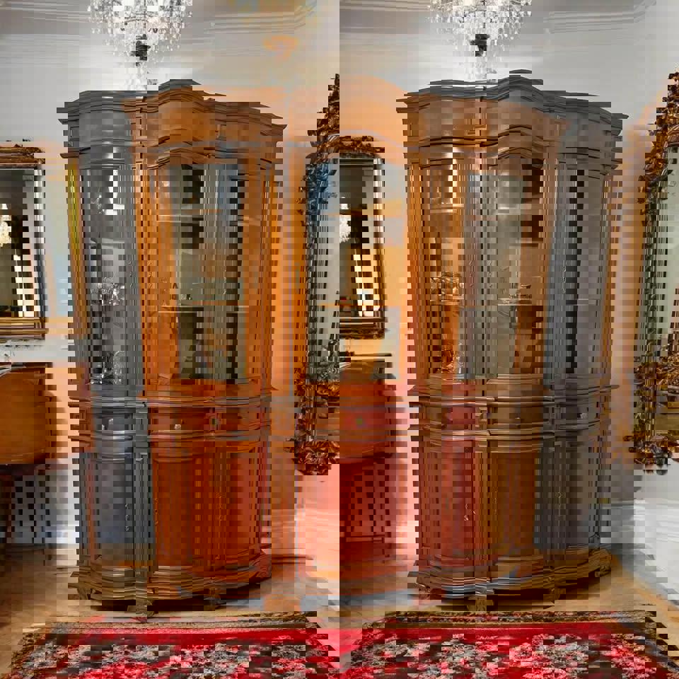 Perfect condition wall unit mahogany buffet sideboard vintage