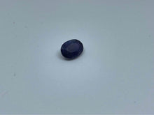Load image into Gallery viewer, 3.96 ct Kashmir natural sapphire cornflower( blue to purple)with GIL certificate
