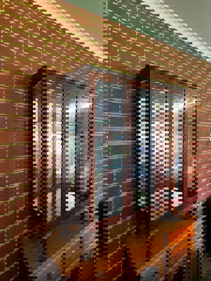 Vintage display glass cabinet crystal display cabinet