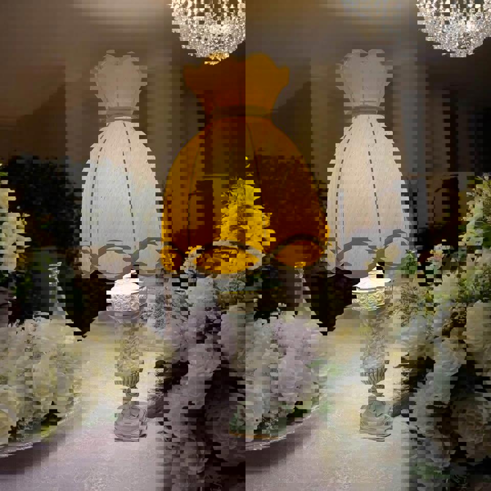 Vintage lamp nice shade with beautiful design made in Italy