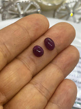 Load image into Gallery viewer, 1.12 Ct and 1.48 Ct  natural ruby from Kashmir region Purplish red with certif
