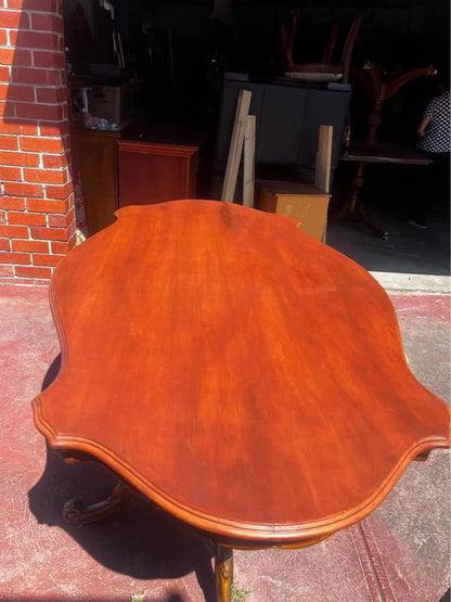 Antique solid timber oval shape dining table 175x 108x76 cm with 6 chairs