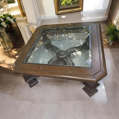 Large luxury vintage square coffee table 120x120x60cm with thick glass top