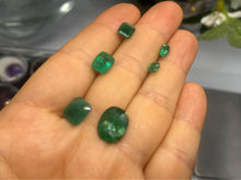 Load image into Gallery viewer, Natural emerald lot
