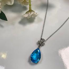 Load image into Gallery viewer, Topaz drop pendent in S925
