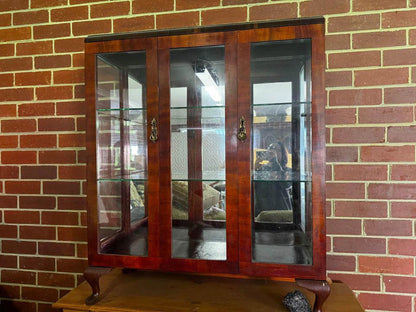 Vintage display glass cabinet crystal display cabinet