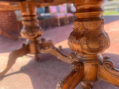 Antique solid timber oval shape dining table 175x 108x76 cm with 6 chairs