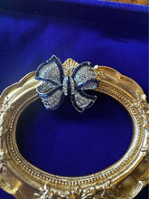 Load image into Gallery viewer, Vintage style natural pearl brooch and earrings rings brand new with box
