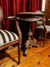Load image into Gallery viewer, excellent French style condition vintage round table
