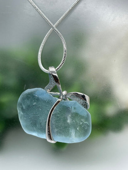 18K Gold 38ct Natural Aquamarine with Diamond Pendant, Sea Blue, Blue Stone, Customised, Handmade, For Her Gift, Birth Stone